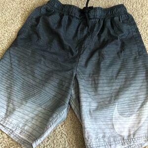 Shorts- nike men’s M